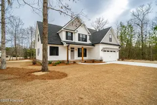2401 Starling Lane, New Bern, NC 28562 – photo 23: Large Yard