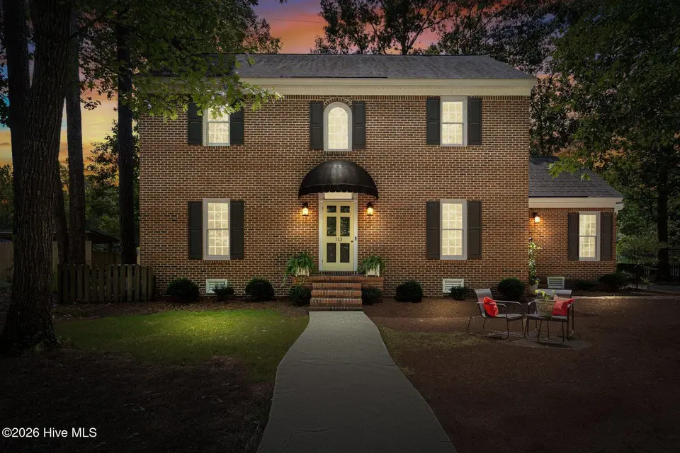 113 Edinborough Court, Rocky Mount, NC 27803 – photo 1 of 32: Welcome!