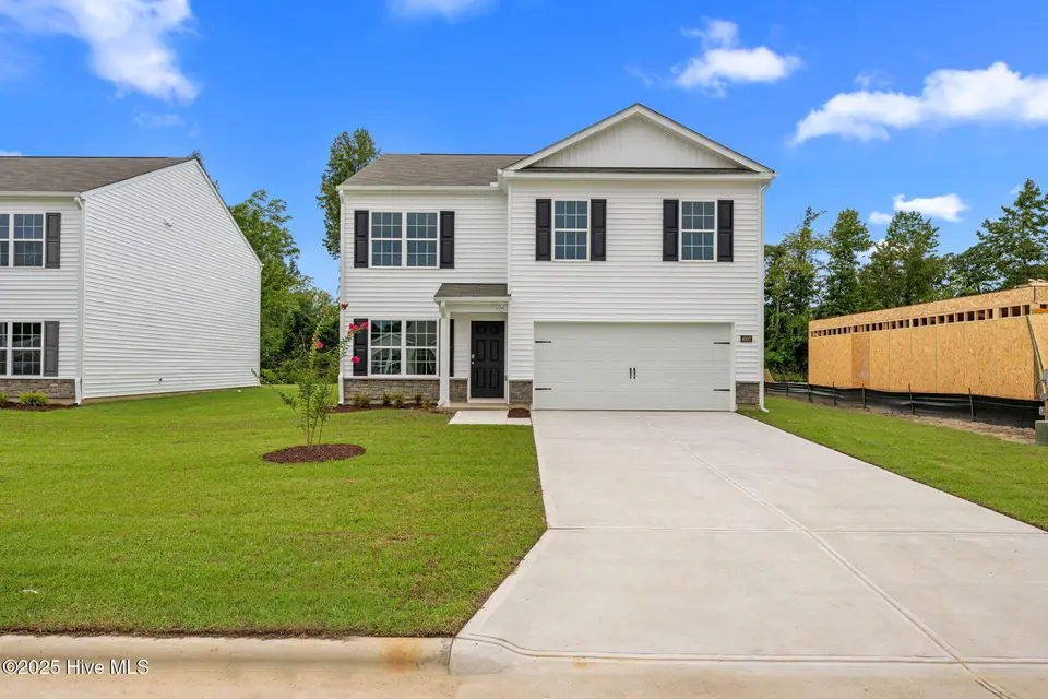 4007 Topsail Trail, New Bern, NC 28560 – photo 1 of 28: 1-web-or-mls-DSC_1610_1