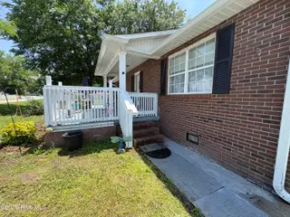 144 Waccamaw Shores Road, Lake Waccamaw, NC 28450 – photo 16: Front Sidewalk