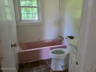 2313 Hunter Hill Road, Rocky Mount, NC 27804 – photo 8: BATHROOM