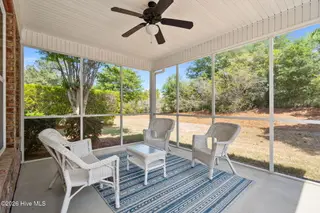 8256 Ibis Point NE, Leland, NC 28451 — 4-bedroom home in Compass Pointe, Leland, NC, photo 21 of 75: 56-web-or-mls-DSC07053