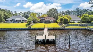 138 White Oak Bluff Road, Stella, NC 28582 – photo 10: 56-web-or-mls-DJI_20250725102741_0315_D