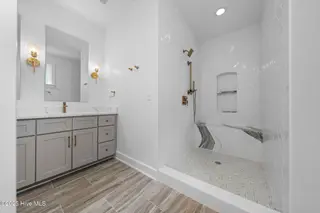 304 Alabama Avenue 2, Carolina Beach, NC 28428 – photo 18: 304AlabamaAveUnit#2-35