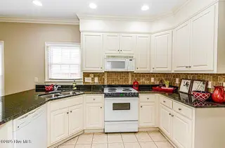 1117 Rosedale Avenue, Rocky Mount, NC 27804 – photo 7: thumbnail (8)
