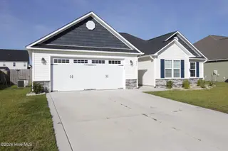 404 Montgomery Drive, Jacksonville, NC 28546 – photo 2