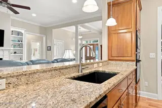 4542 Moss Bend, New Bern, NC 28562 – photo 18: 29-web-or-mls-DSC_5909_edit