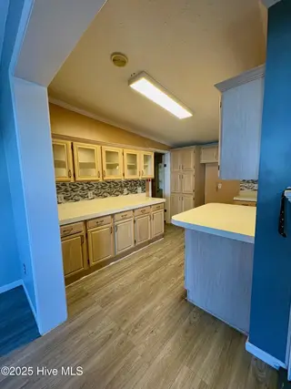 505 Capeside Drive, Wilmington, NC 28412 – photo 6: kitchen bar