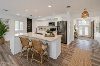 5724 Gondolier Drive, New Bern, NC 28560 – photo 4: Kitchen