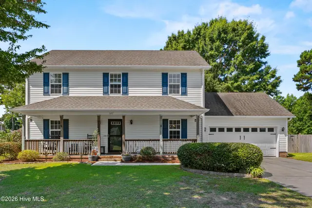 127 Trailwood Drive, Hubert, NC 28539
