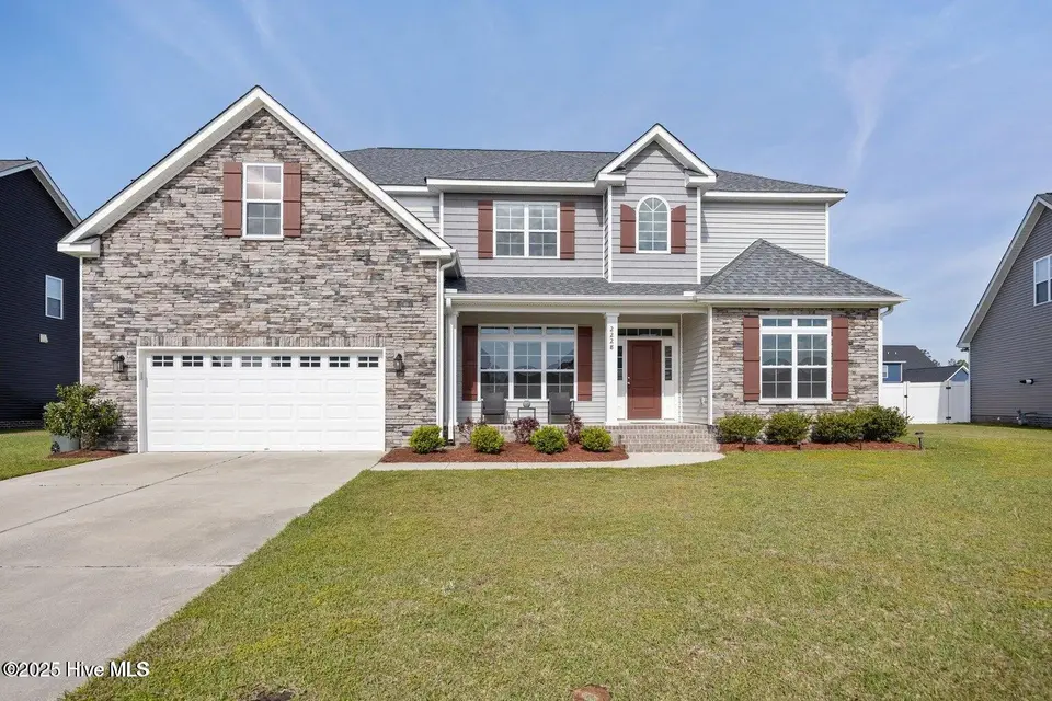 2228 Birch Hollow Drive, Winterville, NC 28590 – photo 1 of 61: 20250411180545437573000000-o