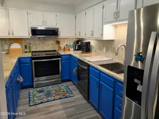 650 Salter Path Road 203, Pine Knoll Shores, NC 28512 – photo 8: 1000013650 (1)