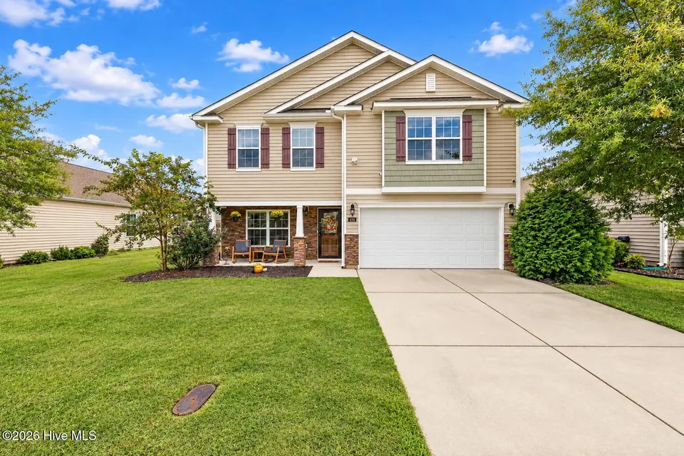 414 Frida Road, New Bern, NC 28560 – photo 1 of 54: Front