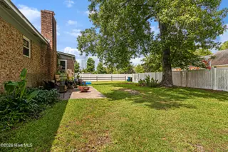 500 Maple Lane, Morehead City, NC 28557 – photo 22: Backyard patio