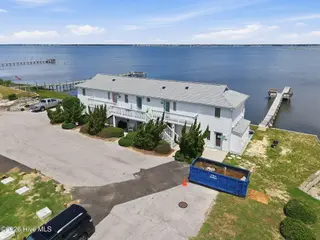 2306 Emerald Drive 7, Emerald Isle, NC 28594 – photo 5: 5-web-or-mls-DJI_20260806120338_0464_D_e