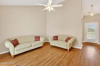 3007 Lauren Place Drive Apt 104, Wilmington, NC 28405 – photo 12: 13-web-or-mls-GNJ_5492