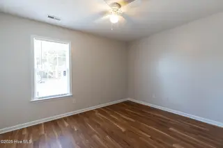 1008 S 10th Street, Wilmington, NC 28401 — 3-bedroom home in Downtown, Wilmington, NC, photo 20 of 29: 10thS1008-9brDanL33A6433 copy
