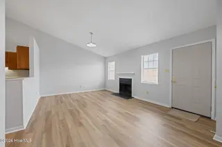 126 Witten Circle B, Havelock, NC 28532 — 2-bedroom townhome in Smallwoods-Hunters Landing, Havelock, NC, photo 9 of 28: 7-web-or-mls-DSC_4187