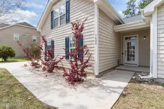 7620 Champlain Drive, Wilmington, NC 28412 – photo 8: 19-web-or-mls-DSC08484