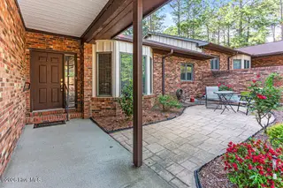 654 Redwood Drive, Southern Pines, NC 28387 – photo 4: 654 Redwood Dr-LR-JFP-4