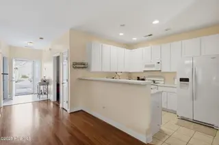 1616 Honeybee Lane, Wilmington, NC 28412 – photo 6: 12-web-or-mls-Cammediallc.com (20 of 33)