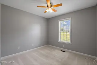 304 Marlin Lane, Pikeville, NC 27863 — 3-bedroom home in Cherry Grove, Pikeville, NC, photo 11 of 16: 16-304 Marlin Ln-16