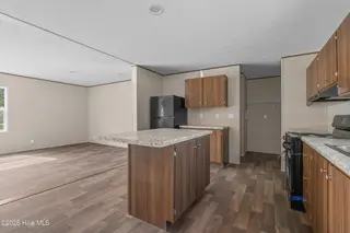 580 S Windward Drive SW, Supply, NC 28462 – photo 11: Kitchen