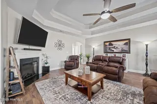 211 Moonstone Court, Jacksonville, NC 28546 – photo 5: 39-web-or-mls-_RAD8024