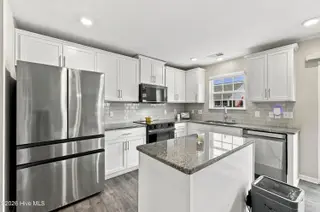 414 Frida Road, New Bern, NC 28560 – photo 12: Kitchen