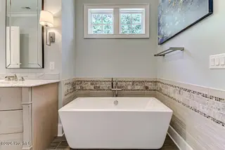 3508 Concordia Avenue SW, Supply, NC 28462 – photo 17: Primary Bathtub