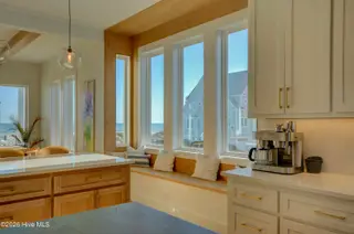 4290 Island Drive, North Topsail Beach, NC 28460 – photo 14: Kitchen Nook