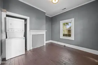506 Wooster Street, Wilmington, NC 28401 – photo 8: 6-web-or-mls-IMG_9034