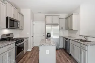 192 Sandy Springs Road, Aberdeen, NC 28315 – photo 20: 23-web-or-mls-DSC07741