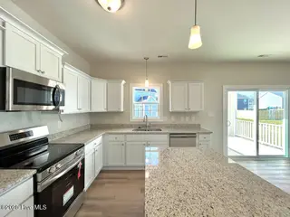 810 Hidden Bridge Drive, Jacksonville, NC 28546 – photo 21: IMG-3748-jpg