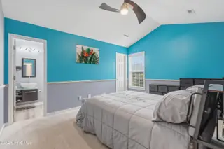 2325 White Oak River Road, Maysville, NC 28555 – photo 10: 2325 white oak river _ Interior (15 of 1