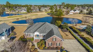 993 Middleton Drive NW, Calabash, NC 28467 — 3-bedroom home in Brunswick Plantation, Calabash, NC, photo 5 of 75: 993 Middleton Dr NW Calabash-print-007-0