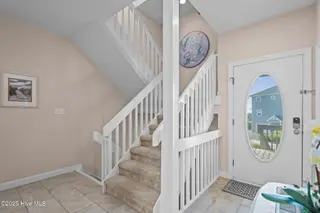 103 N Permuda Wynd Drive, North Topsail Beach, NC 28460 – photo 21: Entry