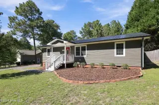 360 Gun Club Drive, Pinehurst, NC 28374 — 3-bedroom home in Village Acres, Pinehurst, NC, photo 2 of 46: 2-web-or-mls-IMG_8443
