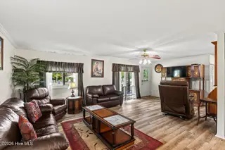 2828 Easy Street, Newport, NC 28570 – photo 9: Living Room