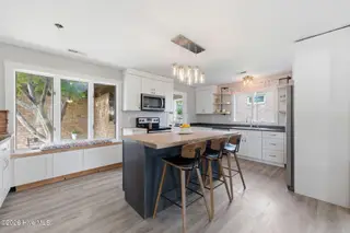 824 Pelican Drive, New Bern, NC 28560 – photo 14: kitchen