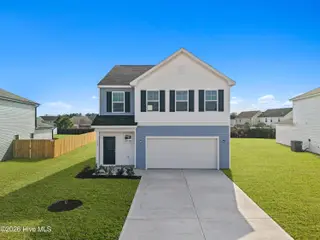 614 S Squires Run Lane, Richlands, NC 28574 – photo 1: Home Front