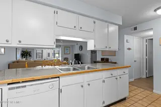 1505 Salter Path Road 436, Indian Beach, NC 28512 – photo 15: 9-web-or-mls-1S3A6137