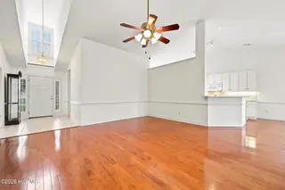 3408 Honeysuckle Drive, Winterville, NC 28590 – photo 8: 28-web-or-mls-IMG_0014