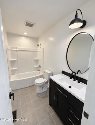 3210 Grapevine Court W, Wilson, NC 27893 – photo 8: Bathroom