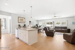 1621 Star Cross Drive SW, Shallotte, NC 28470 — 3-bedroom home in Village Green SHLTE, Shallotte, NC, photo 7 of 31: 1621 Star Cross Dr