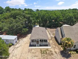 1087 Alvin Street SW, Supply, NC 28462 — 3-bedroom manufactured home in Tropical Shore, Supply, NC, photo 3 of 30