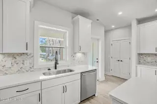 102 Lexington Lane, Southern Pines, NC 28387 – photo 12: _DSC0374_5_6_7_8Interior02