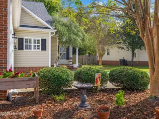 200 Fairmont Lane, Jacksonville, NC 28540 — 3-bedroom home in Williamsburg Plantation, Jacksonville, NC, photo 4 of 64