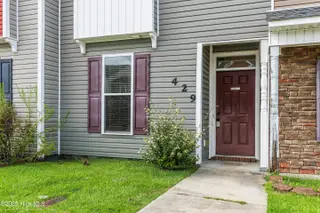 429 Caldwell Loop, Jacksonville, NC 28546 – photo 2: mls-DSC09119