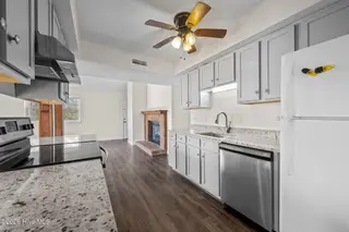 1208 Caracara Drive, New Bern, NC 28560 – photo 14: 32-web-or-mls-DSC_9126